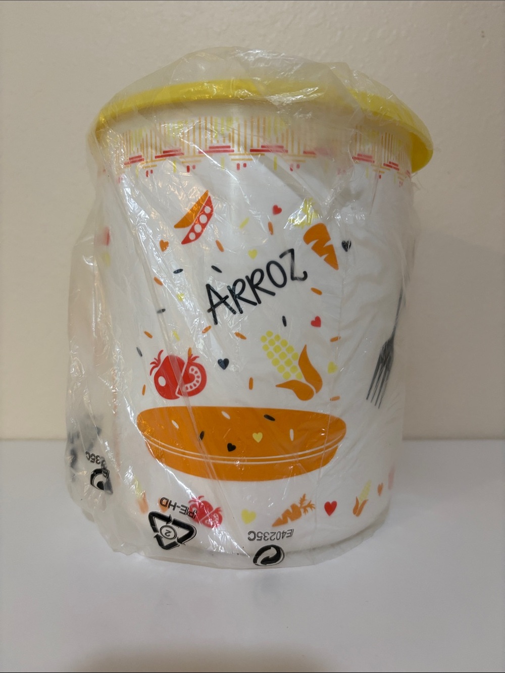 New Tupperware One Touch Canister with
 Arroz design for rice. - Picture 11 of 11